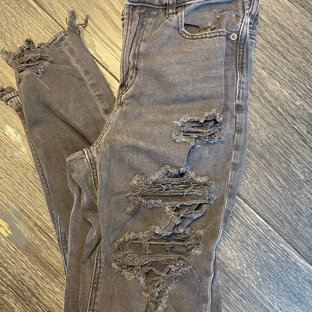 American Eagle Outfitters Distressed Gray Skinny Jeans